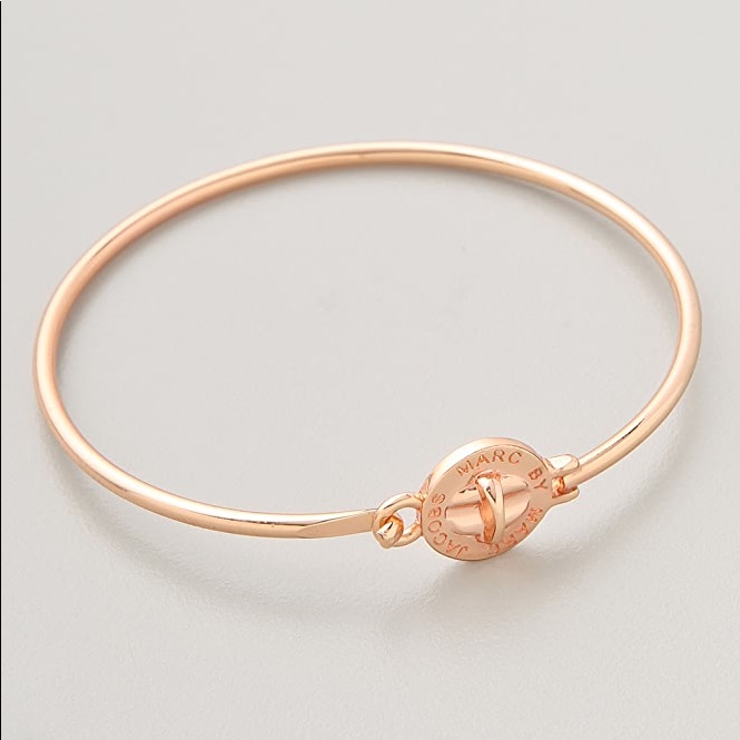 Marc Jacobs Rose Gold Turlock Skinny Bracelet 32$